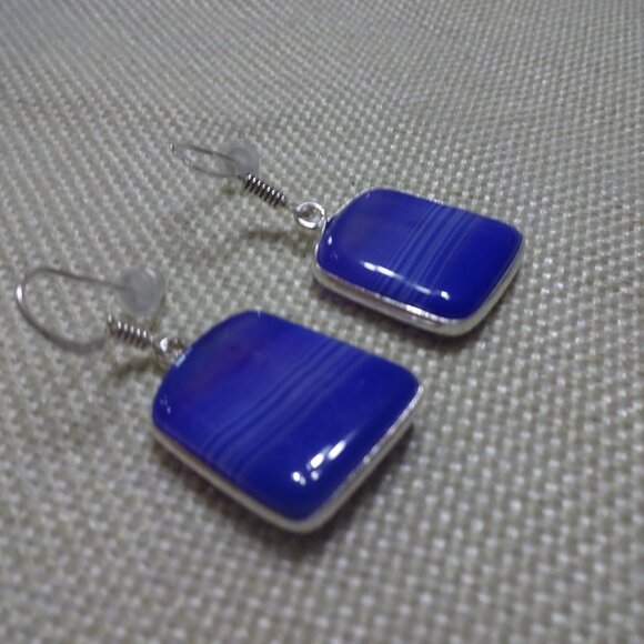 Beautiful PURPLE BOTSWANA AGATE Handmade Sterling 925 Dangle Earrings #213C - Picture 1 of 3